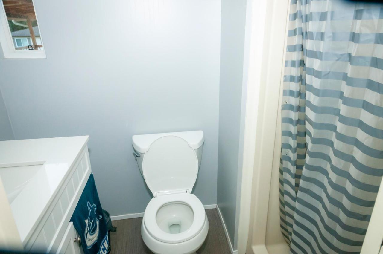 B&B Private Room in a Beautiful Home - D-3 Abbotsford Exterior foto