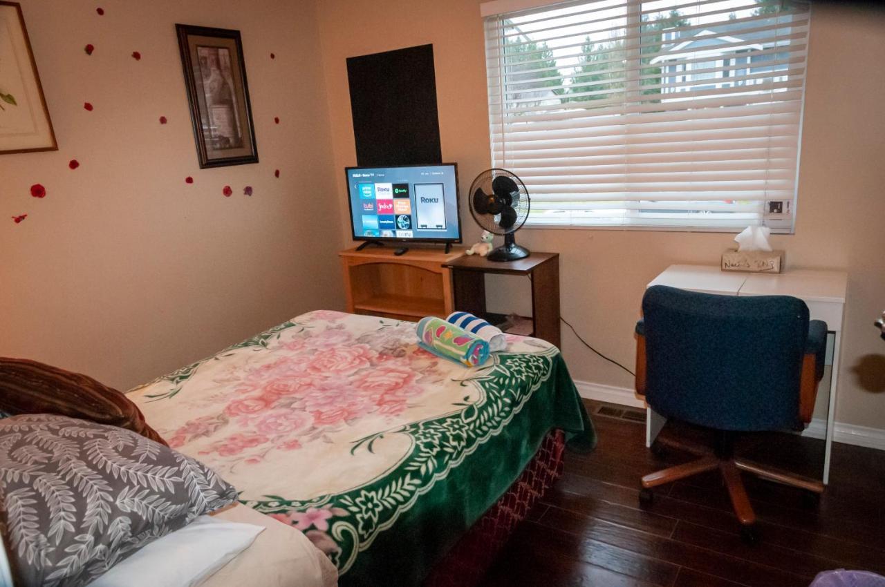 B&B Private Room in a Beautiful Home - D-3 Abbotsford Exterior foto