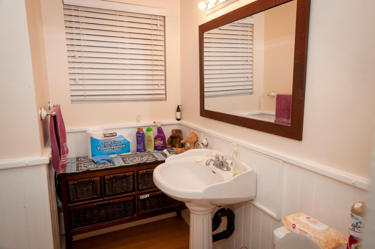 B&B Private Room in a Beautiful Home - D-3 Abbotsford Exterior foto
